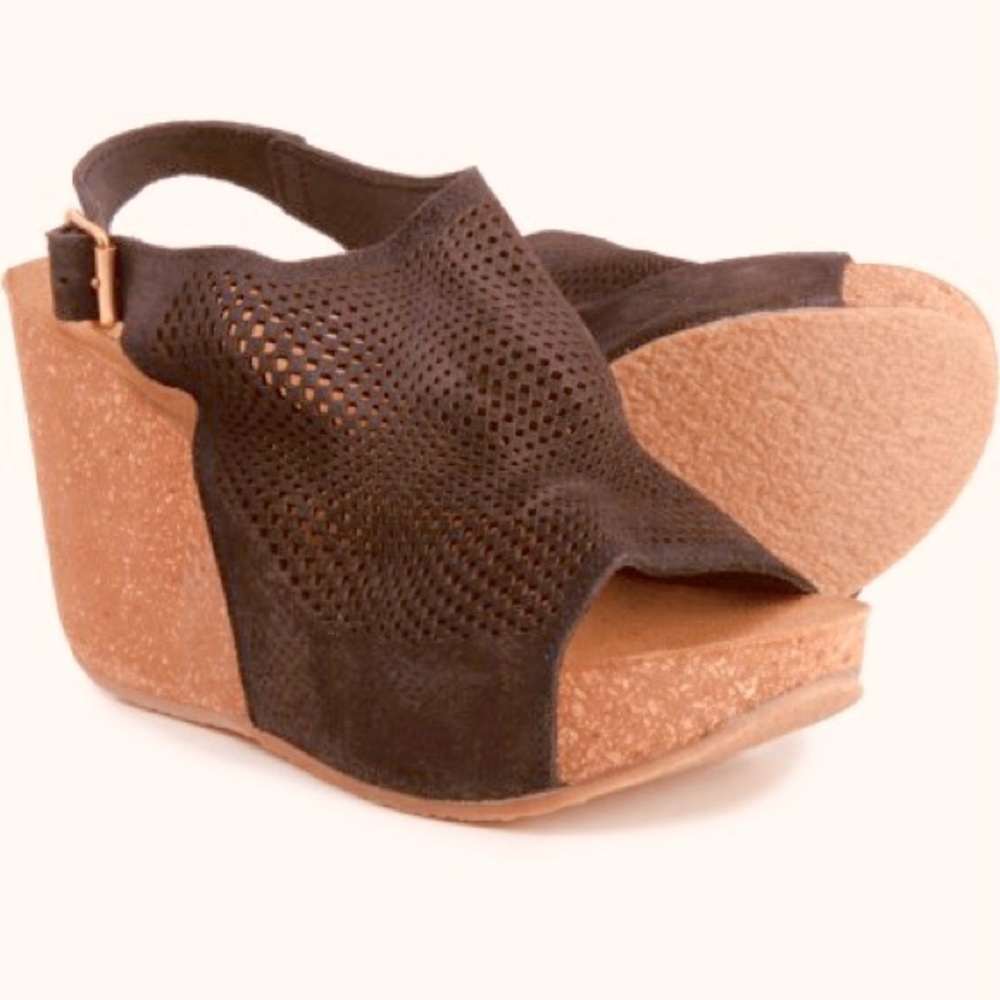 A.Giannettis Made In Italy Wedge 🇮🇹 👠